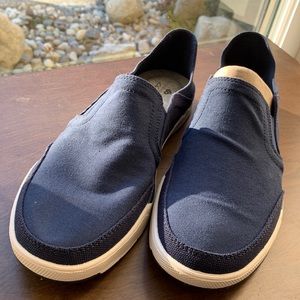Clarks canvas slip-on - navy